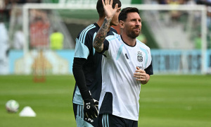 Messi dẫn đầu, Phanthavong gây chú ý trong top 5 cầu thủ xuất sắc nhất năm 2025