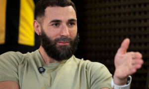 Benzema mở cánh cửa tái hợp Real Madrid ở tuổi 38