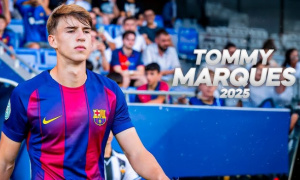 Flick mở đường cho tài năng trẻ La Masia giữa nỗi lo Pedri tái phát chấn thương