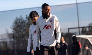 Alexander Isak đứng trước sức ép lớn, Liverpool không thể chờ đợi lâu hơn