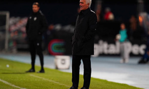 Mourinho xoay chuyển cục diện, Benfica thắng nhờ quyết định táo bạo