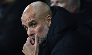 Alan Shearer cảnh báo Man City: Vấn đề nằm ở hàng thủ, không phải VAR