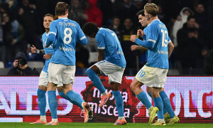 David Neres bùng nổ, Napoli áp đảo Atalanta và vươn lên dẫn đầu Serie A