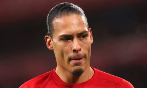 Van Dijk thừa nhận Liverpool rơi vào khủng hoảng sau thất bại trước Nottingham