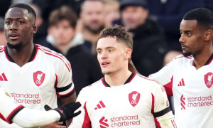 Carragher chỉ ra bước ngoặt phong độ: Wirtz cuối cùng cũng chạm đến đẳng cấp kỳ vọng tại Liverpool