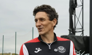 Brentford kiên cường trước Arsenal – HLV Andrews vẫn tự hào dù trắng tay