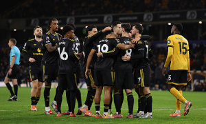 Hàng công Man Utd bùng nổ với 27 cú dứt điểm