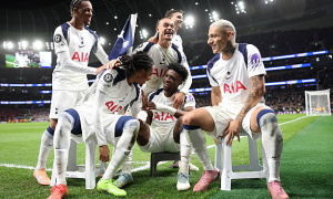 Tottenham dễ dàng vượt qua Slavia Prague với chiến thắng 3-0