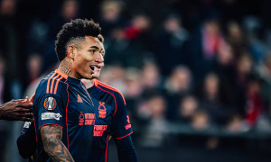 Nottingham Forest thắng nghẹt thở Utrecht 2-1 tại Europa League