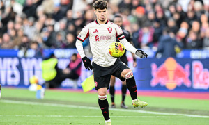 Kerkez nói về tầm ảnh hưởng của Salah tại Liverpool