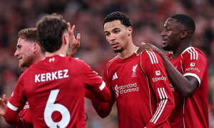 Liverpool 2-0 Brighton: Ekitike lập cú đúp, Salah trở lại ấn tượng