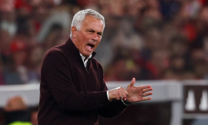 Mourinho mãn nguyện với Benfica: Thắng đậm để che lấp điểm yếu và nuôi giấc mơ vô địch