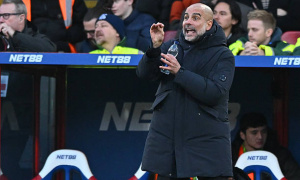 Bernardo Silva giải thích hành động đầy đam mê của Pep Guardiola bên đường pitch