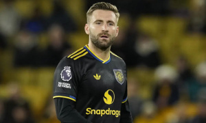 Luke Shaw hứng bão chỉ trích, hàng thủ Man United lộ rõ giới hạn