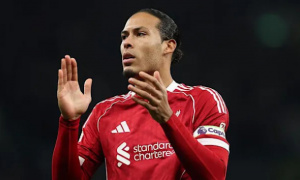 Van Dijk chia sẻ sau pha phạm lỗi dẫn đến thẻ đỏ của Xavi Simons