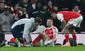 Arteta lo lắng về Martinelli sau trận tứ kết Carabao Cup đầy căng thẳng