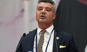 Fenerbahce chấn động khi Chủ tịch Sadettin Saran vướng điều tra ma túy tại Istanbul