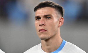 Man United sẵn sàng chia tay Ugarte, cuộc đua giành chữ ký lan rộng khắp châu Âu