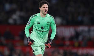 Senne Lammens gây ấn tượng mạnh, Man Utd tìm thấy lời giải cho khung gỗ