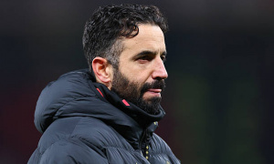 Ruben Amorim: Manchester United không chịu áp lực tâm lý trước các đội nhỏ