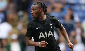 Destiny Udogie bị đe dọa bằng súng, Tottenham ra thông báo bảo vệ cầu thủ