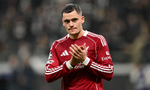 Florian Wirtz và bài toán hòa nhập ở Liverpool: Niềm tin chưa tắt, nhưng áp lực ngày càng lớn