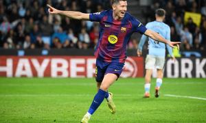 Lewandowski lập hat-trick, Barcelona thắng Celta Vigo 4-2: Bản năng sát thủ ở tuổi 37