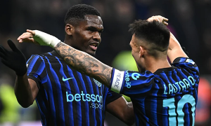 Inter bứt phá, Napoli sa sút: Cuộc đua Scudetto chứng kiến bước ngoặt lớn