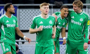 Hàng công thăng hoa, Newcastle thắng đậm Everton trong ngày Thiaw lập cú đúp