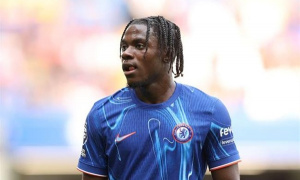 Chelsea bất an: Maresca chưa hẹn ngày Romeo Lavia tái xuất