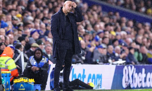 Phút bù giờ ám ảnh Liverpool: Slot thừa nhận đội bóng chịu “đòn tâm lý” sau trận hòa Leeds 3-3