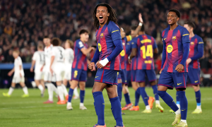 6 điểm nhấn Barcelona ngược dòng Frankfurt: 'Kép phụ' hóa người hùng; Hansi Flick cao tay