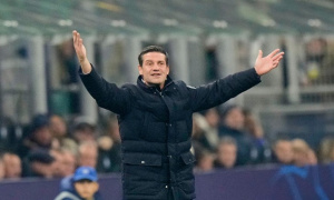 Liverpool hạ Inter 1-0: VAR thổi phạt đền phút cuối, Chivu bức xúc tột độ