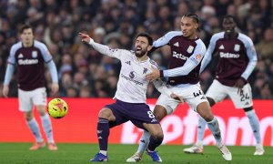 Khủng hoảng nhân sự bủa vây Man Utd: Ruben Amorim lo lắng về chấn thương của Bruno Fernandes