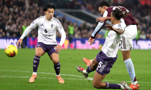 Lisandro Martinez lên đá tiền vệ: 'Phát kiến' bất đắc dĩ nhưng đầy hứa hẹn của Ruben Amorim