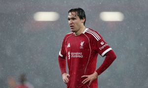 Bi kịch của Alexander Isak và bài toán nan giải của Arne Slot: Liệu Chiesa có là 'cứu cánh'?