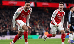 Arsenal 4-1 Aston Villa: 'Hòn đá tảng' Gabriel Magalhaes trở lại và lời khẳng định của nhà vua