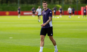 Benjamin Sesko tin Manchester United sẽ sớm trở lại đỉnh cao