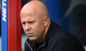 Arne Slot và cú sập của triết lý ‘ít mà chất’ tại Liverpool