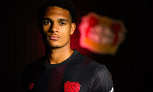 Sai lầm chiến lược: Liverpool hối hận vì bán Jarell Quansah trước khi chốt Marc Guehi