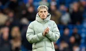 'Cậu ta không hơn ai cả': Huyền thoại Argentina cảnh báo Alejandro Garnacho