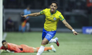 Manchester United chuẩn bị đề nghị 42 triệu bảng cho Vitor Roque sau khi Palmeiras từ chối 29 triệu bảng