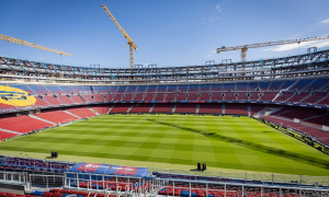 Sân Camp Nou chính thức mở cửa: CĐV Barcelona cháy vé buổi tập đầu tiên của Hansi Flick