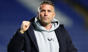 Wolves nhắm Rob Edwards làm HLV mới sau khi sa thải Vitor Pereira