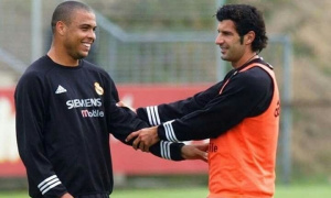 Ronaldo 'tai quái' khen vợ Figo, siêu sao Bồ Đào Nha đáp trả hóm hỉnh