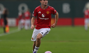 James Overy: Tài năng trẻ Man United lọt tầm ngắm tuyển Australia cho World Cup 2026