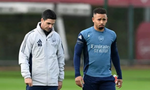 Arsenal 'thua thiệt' vì chấn thương dồn vào hàng công: HLV Arteta chờ Gyokeres, Martinelli và Odegaard