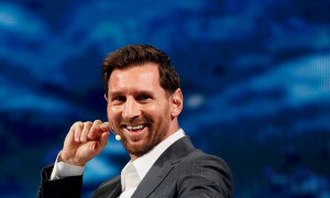 Lionel Messi tiết lộ luôn dõi theo Barcelona, háo hức chờ ngày Camp Nou hoàn tất để trở lại