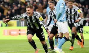 Hàng công tuyển Anh 'chật chội': Barnes hồi sinh, Eze thăng hoa thách thức vị thế Bellingham