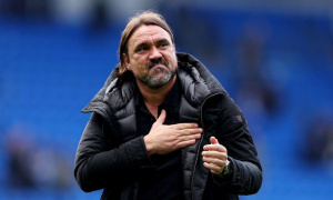 HLV Daniel Farke tự tin tiếp tục chiến thuật 3-5-2 sau chiến thắng trước Chelsea